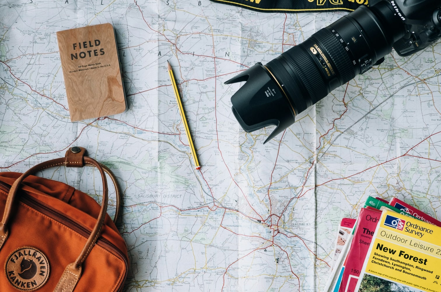 Share Your Bags - carte interactive et annonces voyageurs